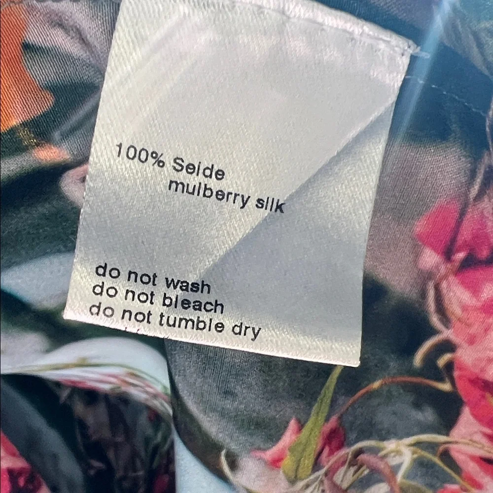 Akris Punto Cactus Blossom Mulberry Silk Top - Picture 4 of 8